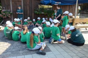 Endbesprechung des Naturcamptage. Allen hats Spass gemacht.